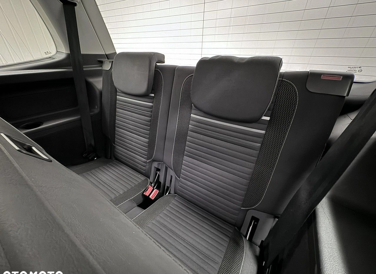 Volkswagen Touran cena 42900 przebieg: 193000, rok produkcji 2015 z Zwierzyniec małe 562